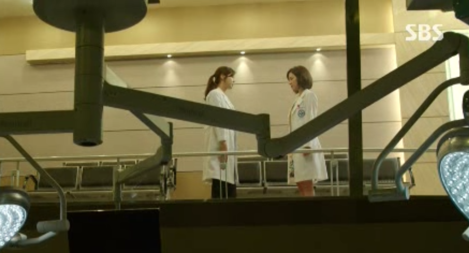 Soo Hyun and Jae Hee's confrontational scene in episode 17.